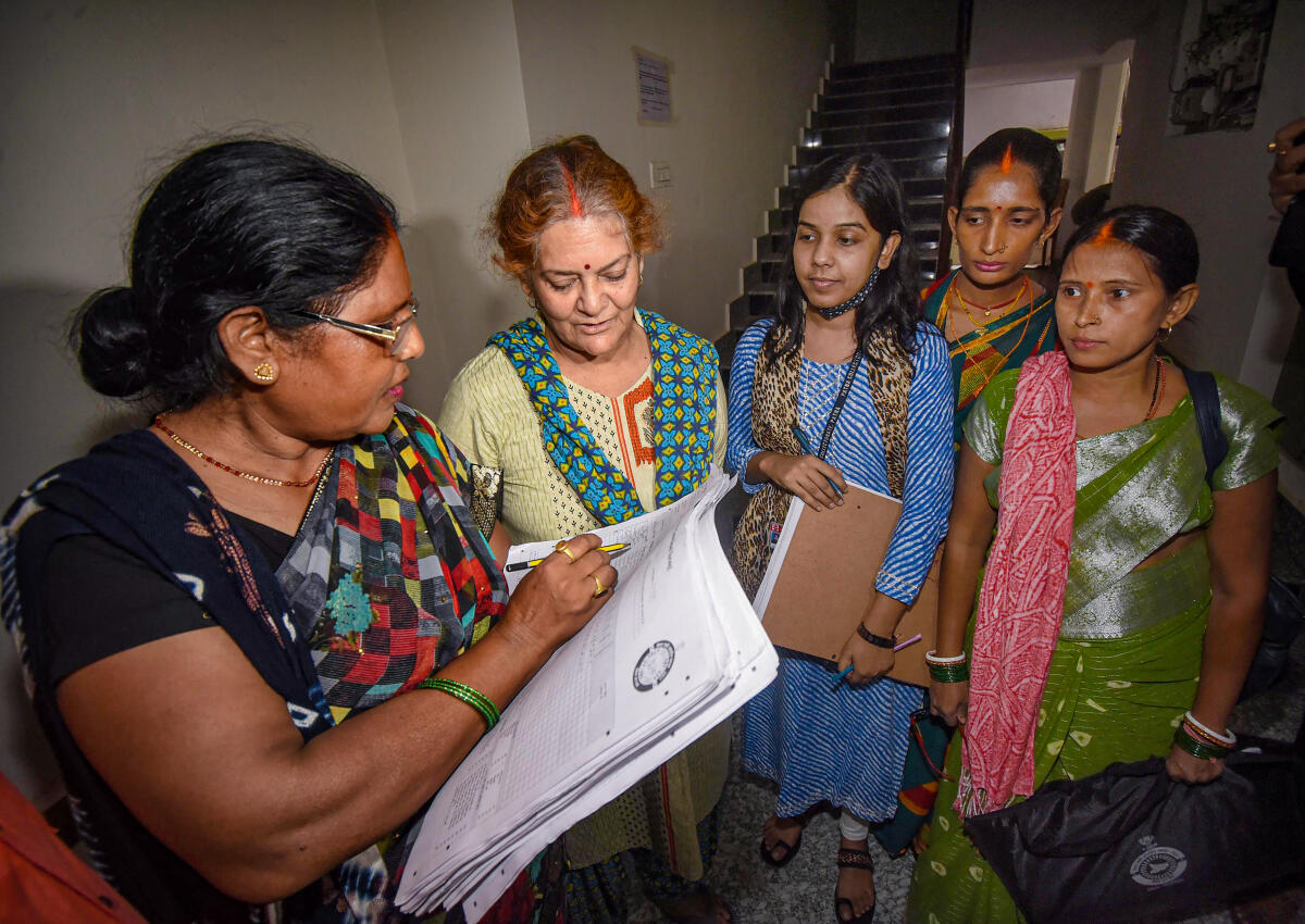 Census 2026-27: From roof material to mobile number, 33 questions officials will ask