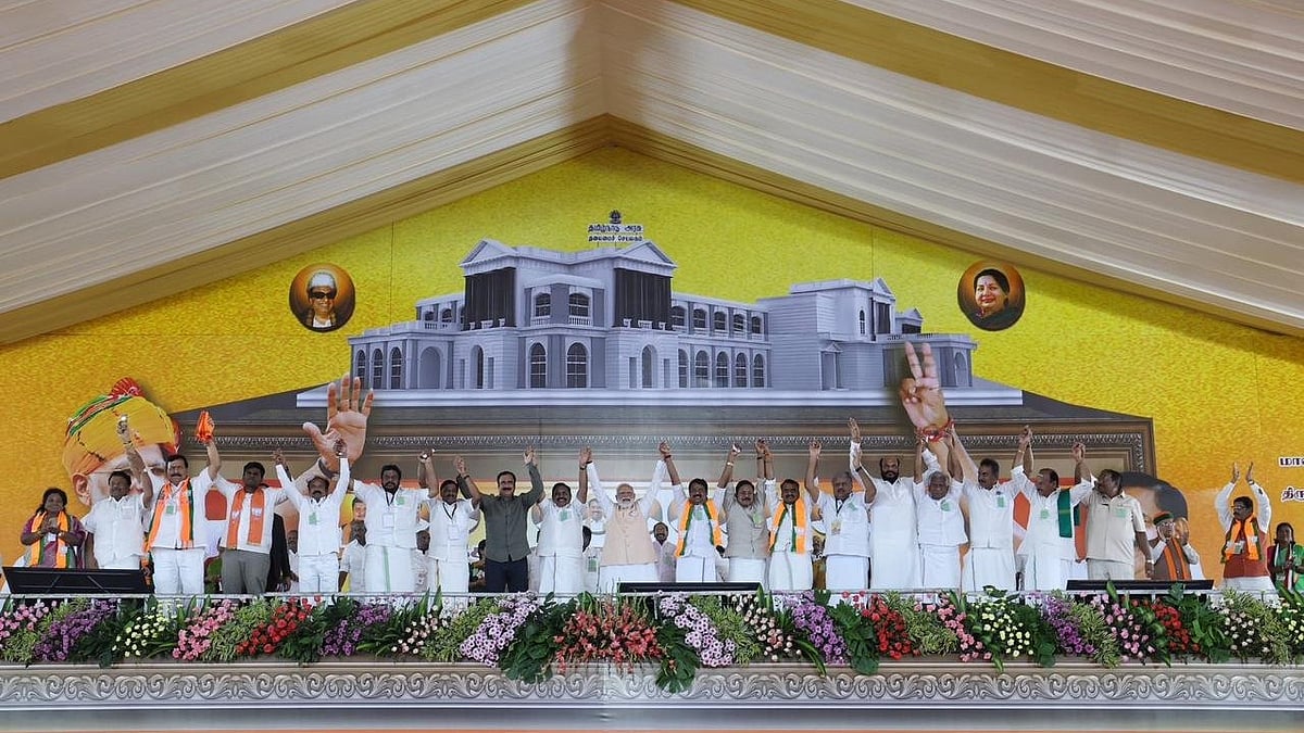 Tamil Nadu Politics: PM Narendra Modi attacks DMK as “biggest enemy of Tamil culture” while sharing dais with EPS and TTV, signalling NDA unity ahead of polls.