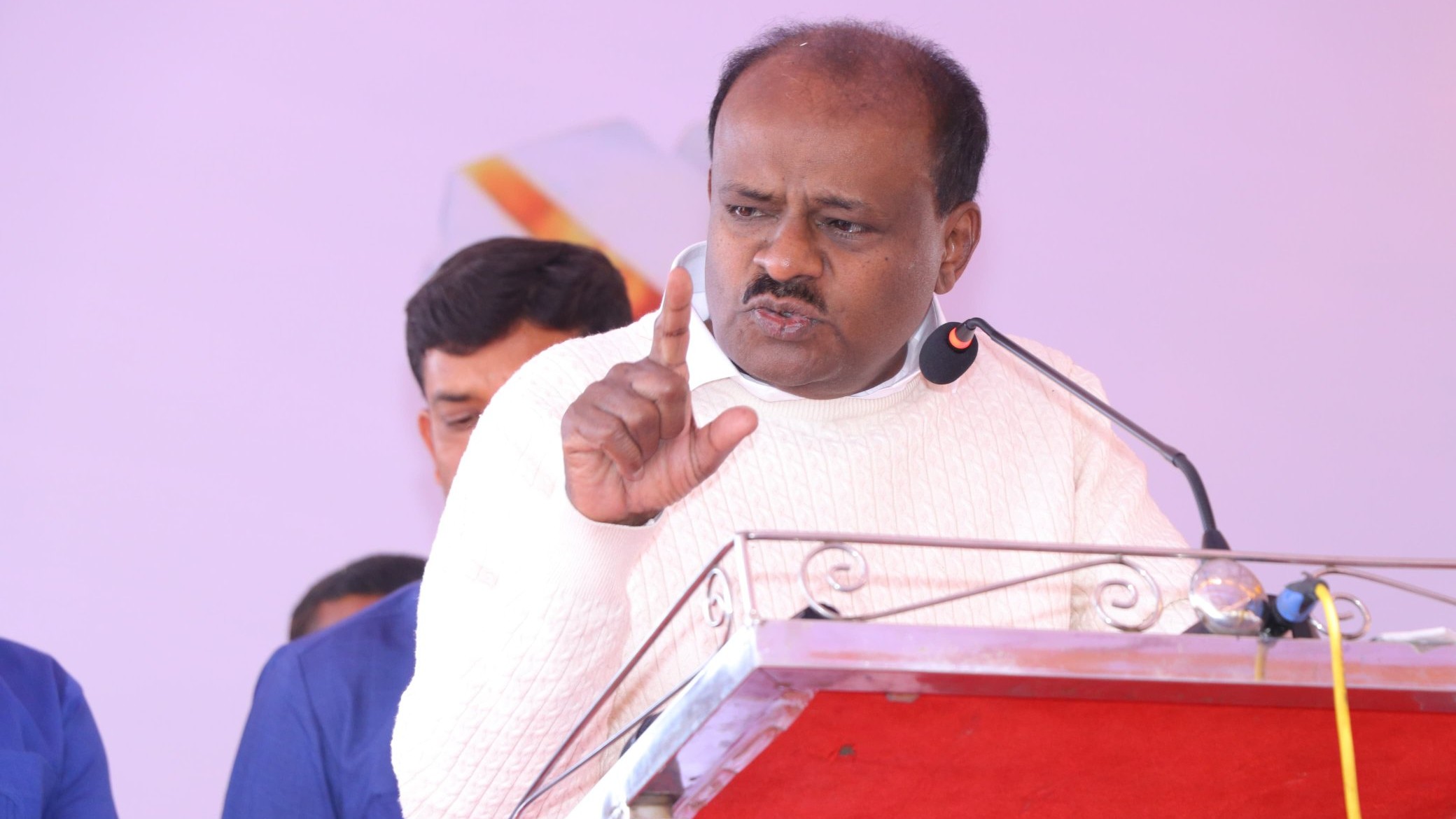 ‘Go Back Governor’ protest is political drama: H D Kumaraswamy