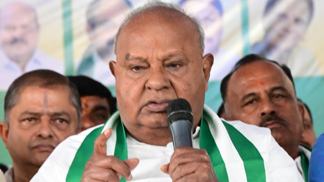 JD(S) still strong, party won’t be finished: Deve Gowda at Hassan rally
