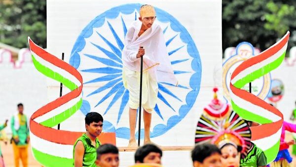 Bengaluru: Displaced Fakir Colony residents mark ‘Poor People’s Republic Day’