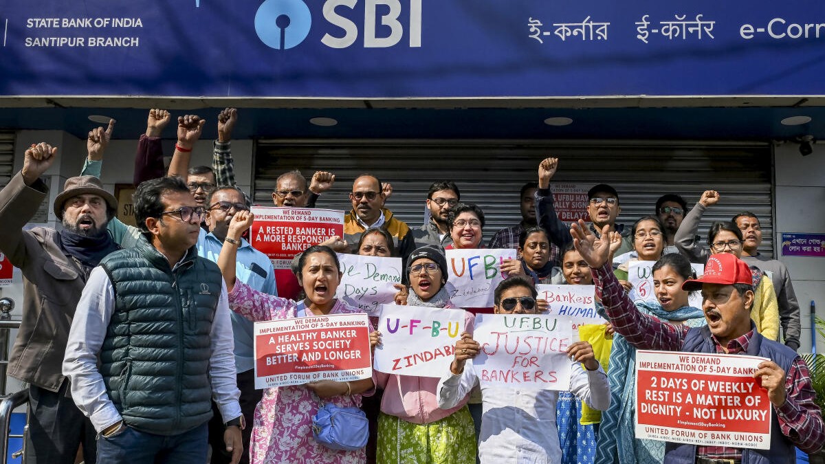 Banking services impacted as unions go on nationwide strike for 5-day week