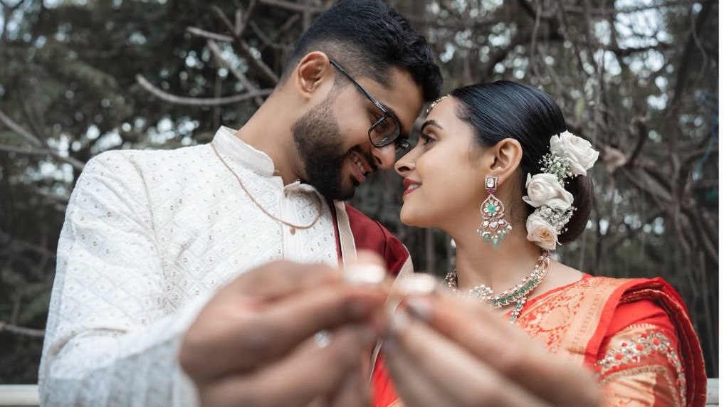 <div class="paragraphs"><p>Credit: Instagram/@sanjanaburli.official</p></div>