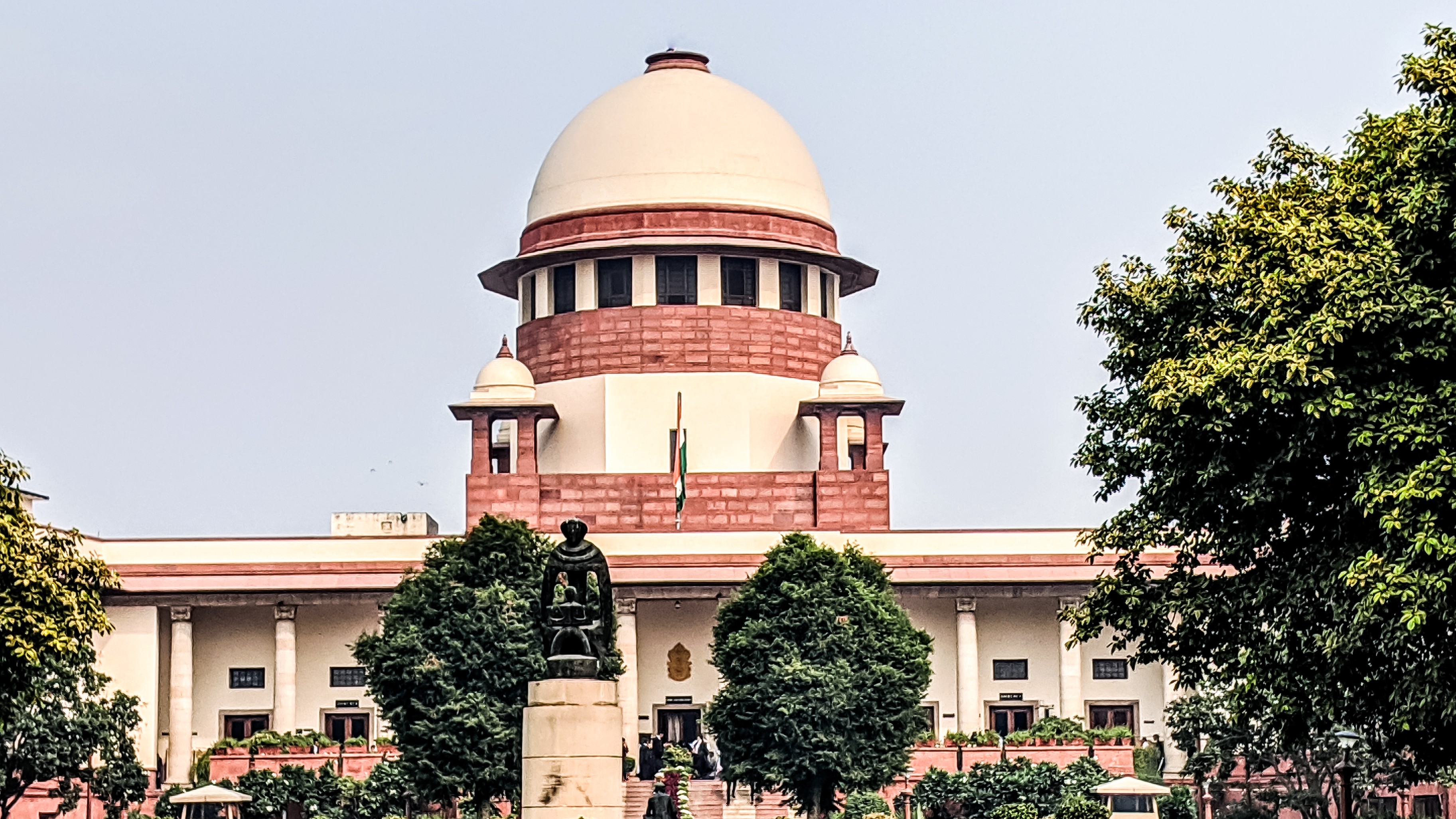 Supreme Court quashes JioStar's plea, allows CCI probe into abuse of dominance in Kerala cable TV market