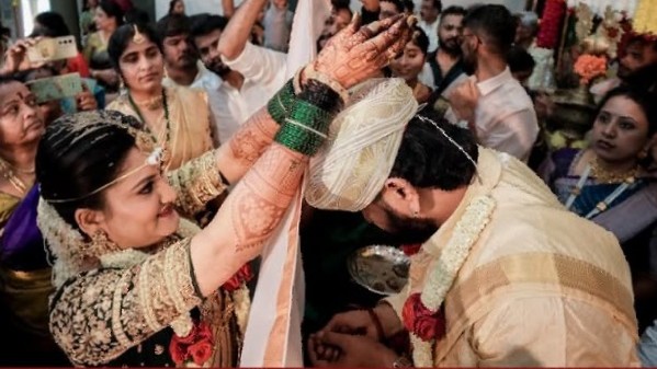 <div class="paragraphs"><p>Credit: Instagram/@maxmanju_official</p></div>