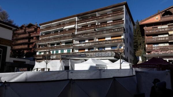 Swiss prosecutors widen fatal fire probe to local authorities, documents show