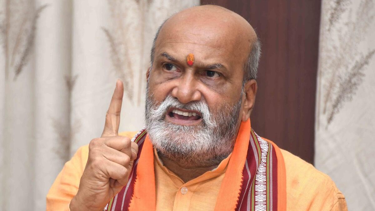 Pramod Muthalik barred from attending event in Mandya