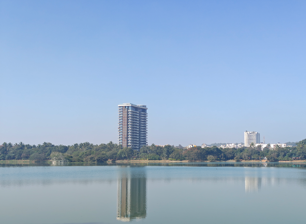 Motorola Signature Camera sample with 2x Zoom.