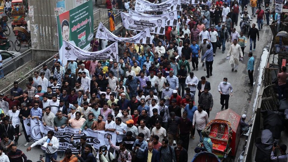 Bangladesh: From breaking point back to ballots