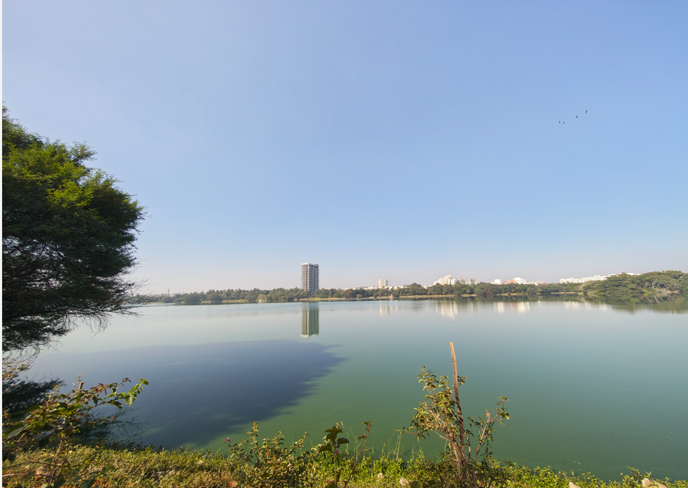 Motorola Signature Camera Samples with ultra-wide angle mode.