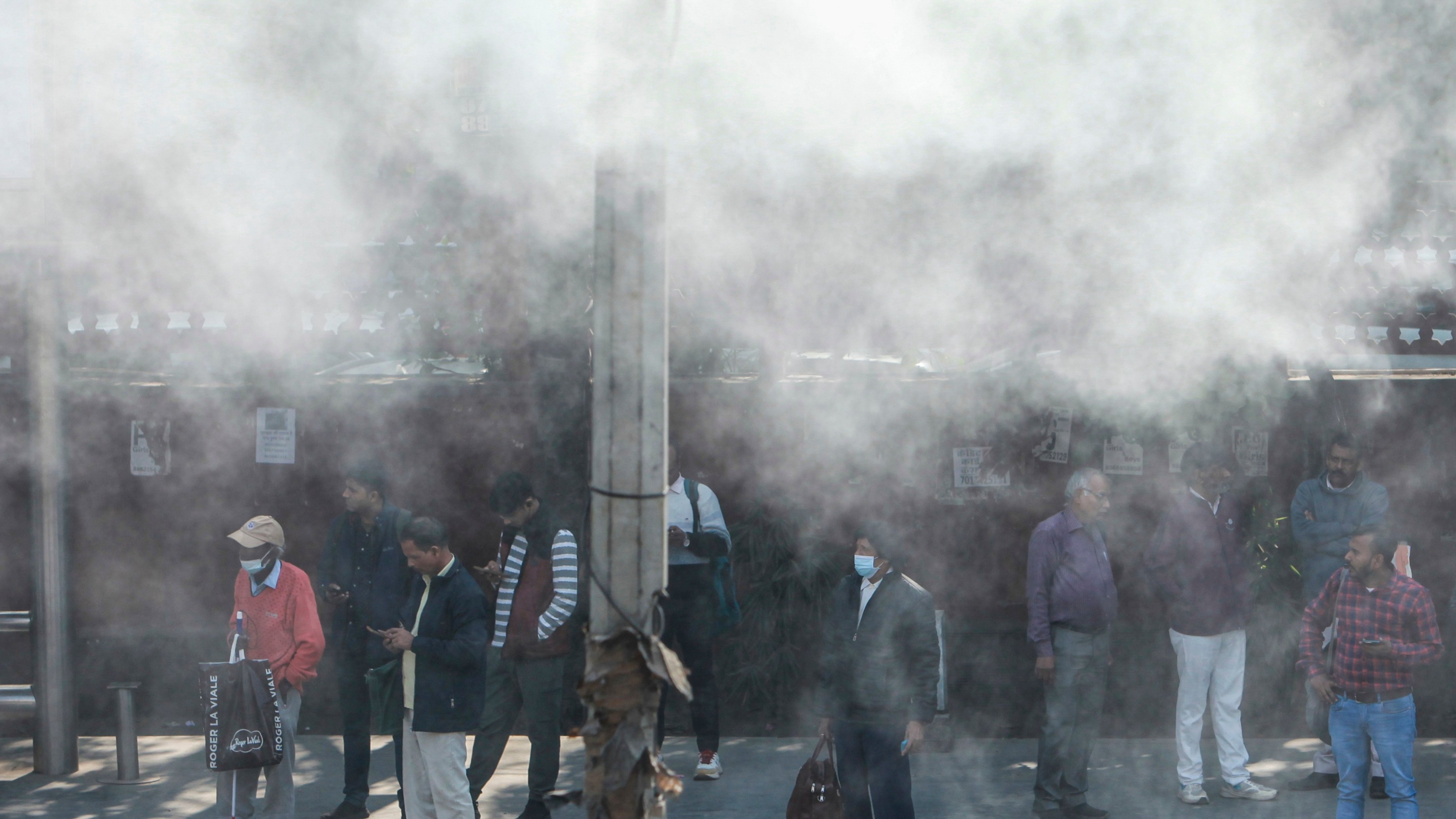 Delhi’s polluted air now carries antibiotic-resistant ‘superbugs’, JNU study finds
