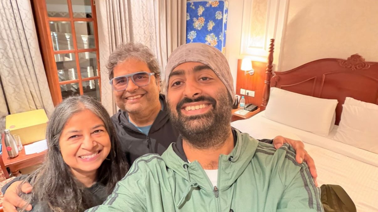 Vishal Bhardwaj calls Arijit Singh's decision to quit playback singing 'unfair'