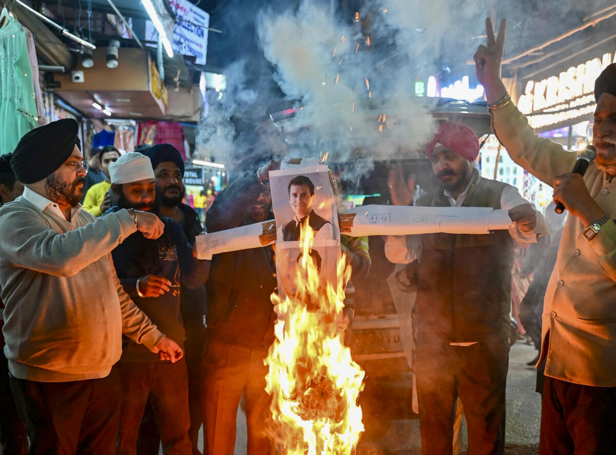 Members of the Sikh community stage a demonstration against LoP in the Lok Sabha and Congress leader Rahul Gandhi for allegedly calling Union Minister of State Ravneet Singh Bittu a 'traitor' in the Parliament House Complex, in Kanpur.