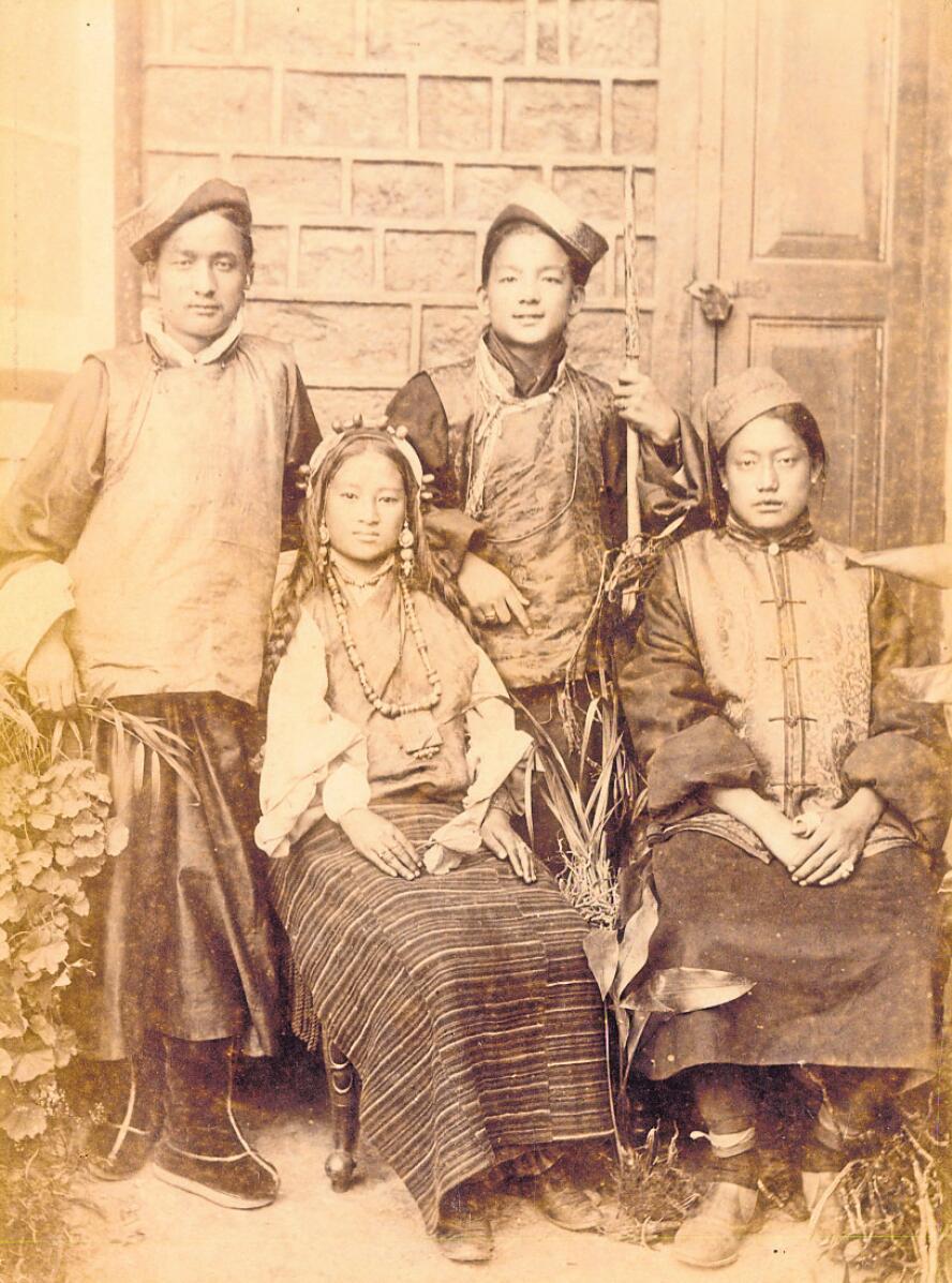 <div class="paragraphs"><p>Credit: DAG</p></div>