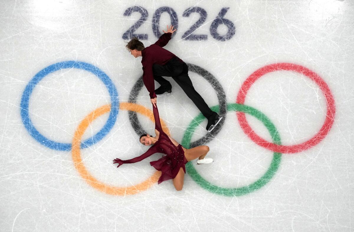General view of Diana Davis of Georgia and Gleb Smolkin of Georgia performing during the Ice Dance Free Dance