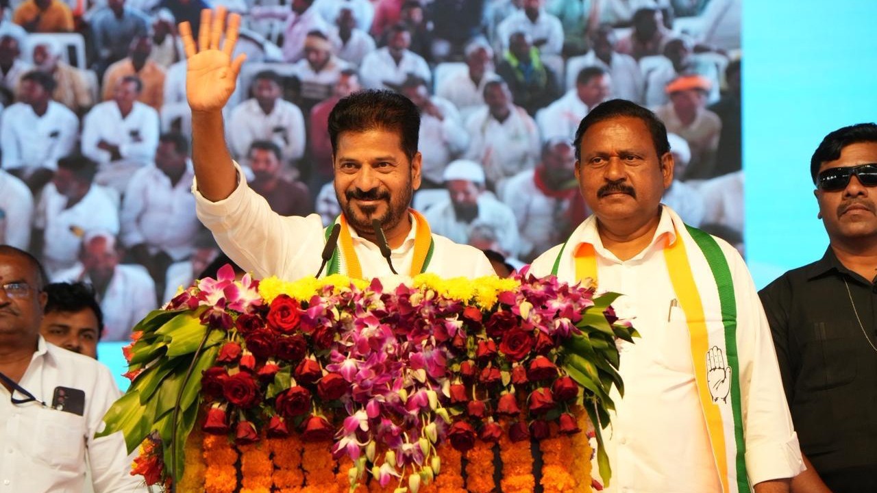 Intense campaign for urban local body polls in Telangana ends