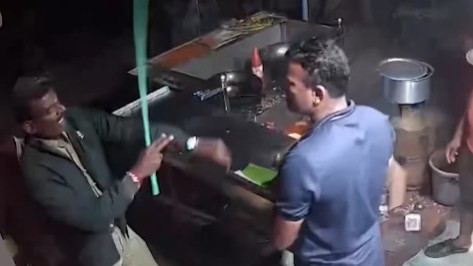 Policeman verbally abuses migrant worker in Tamil Nadu; AIADMK, BJP condemn treatment of worker