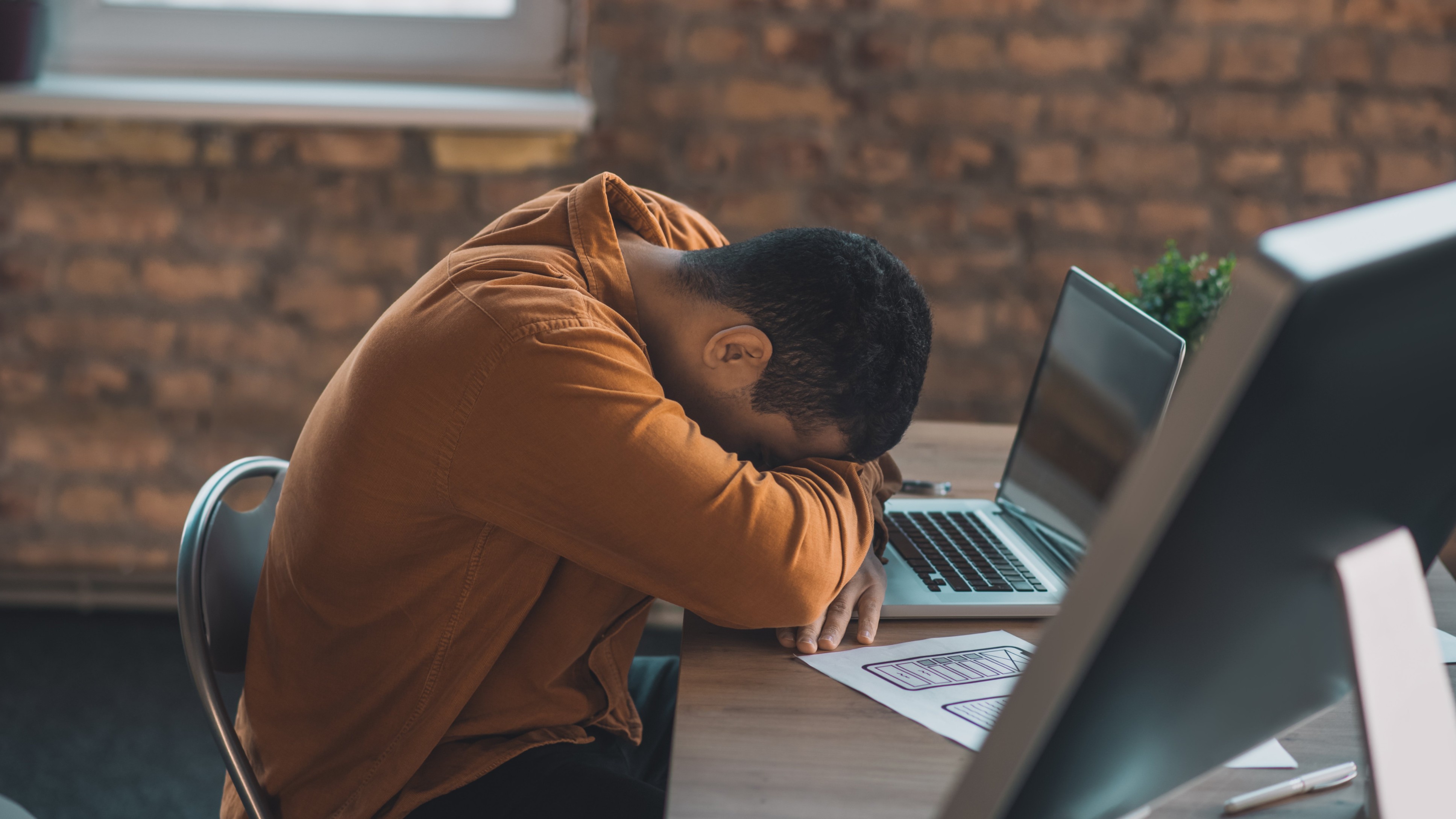 Bengaluru burnout spike: Young IT & startup workers report 35% rise in stress cases