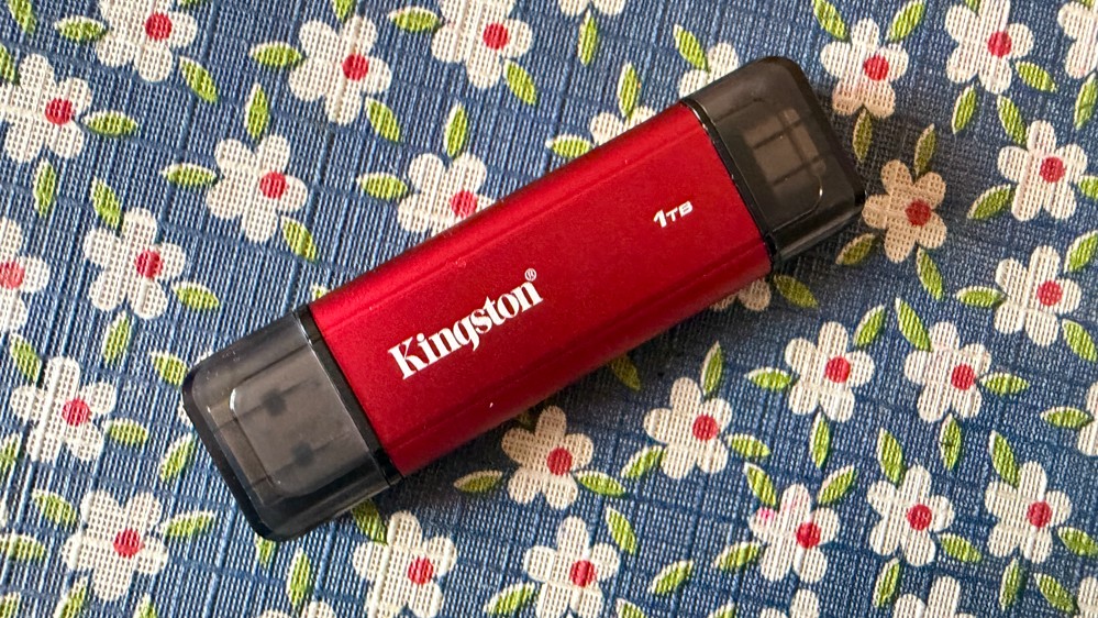 Kingston Dual Portable SSD review: Must-have storage accessory