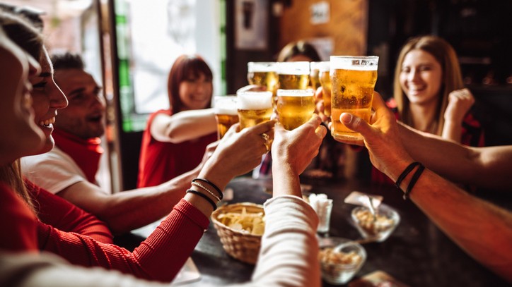 Dr Oz says drinking is a ‘social lubricant’ Some experts worry about that