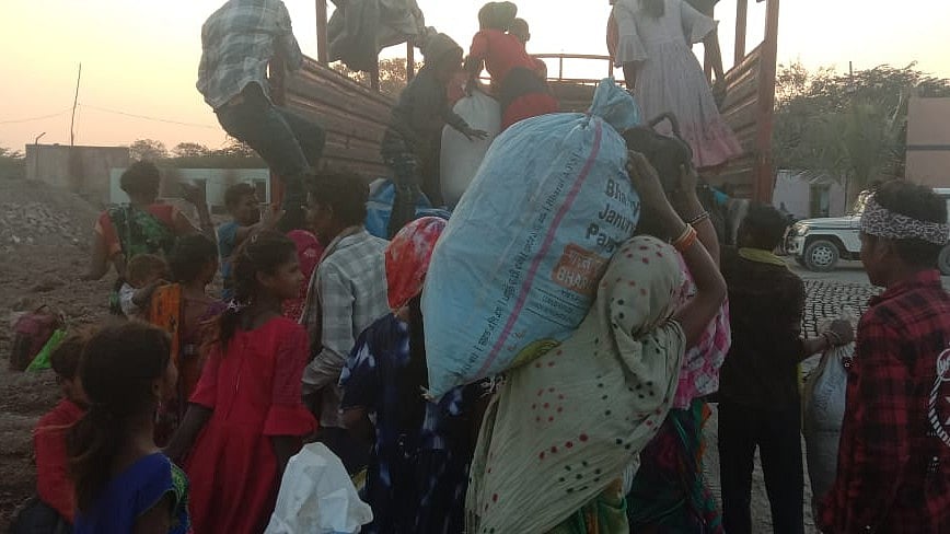 34 Zwangsarbeiter aus Ziegelei in Bagalkot, Karnataka, befreit