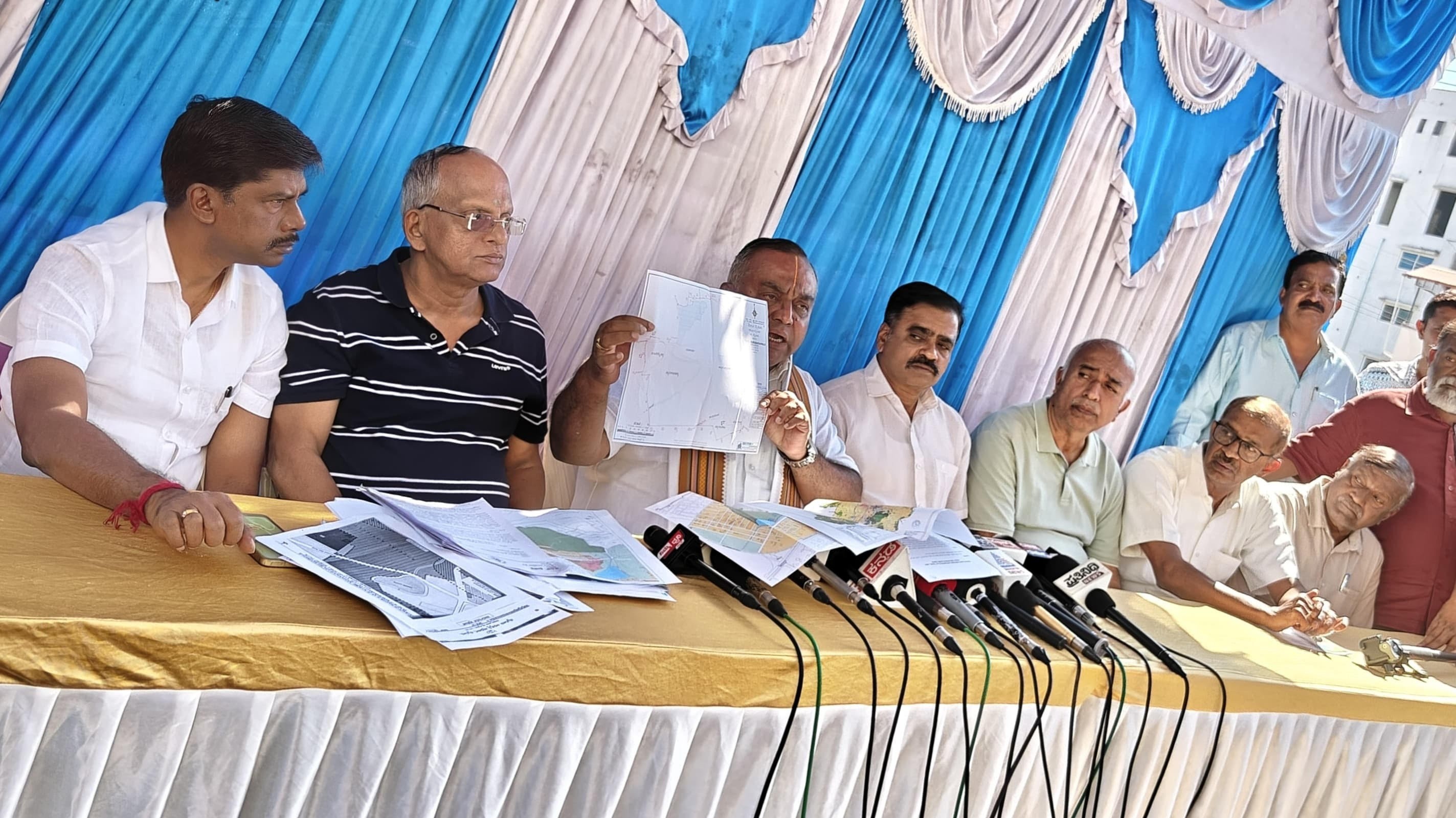 Krishnaraja MLA T S Srivathsa alleges Rs 500 crore scam in MDA; sets deadline to clear lake encroachment