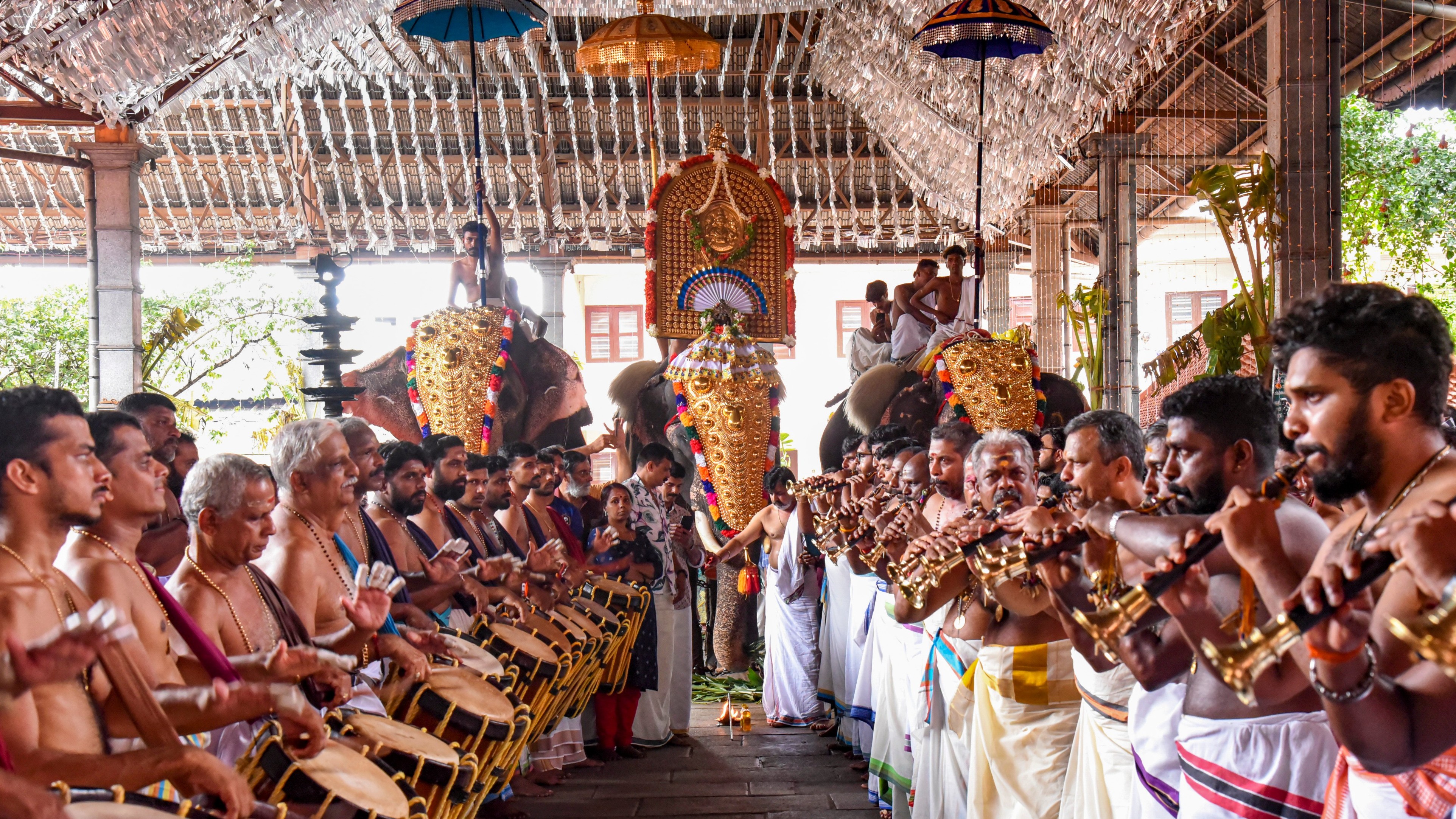 Kerala HC asks CDB to keep Chottanikkara Bhagavathy Temple premises clean