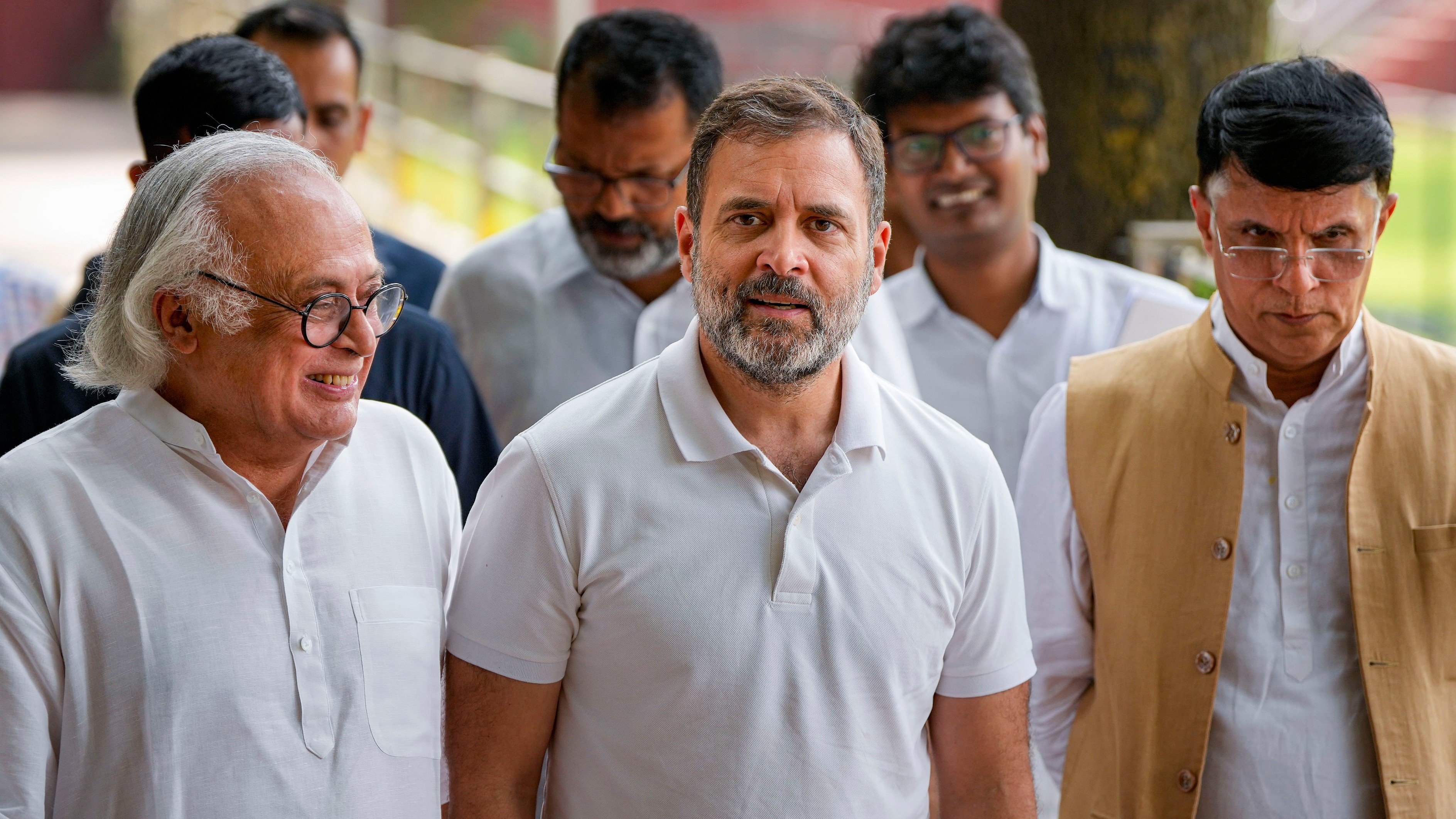 'PM jhuke bhi hain, aur thake bhi hain': Congress calls Modi's interview PR exercise