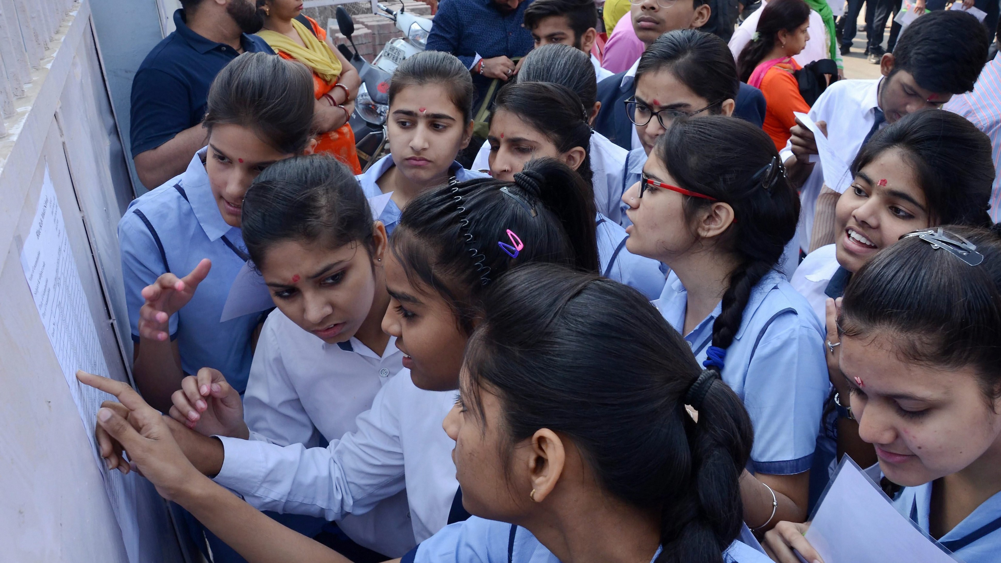 Class 10 students must appear in first board exam under two-exam policy: CBSE