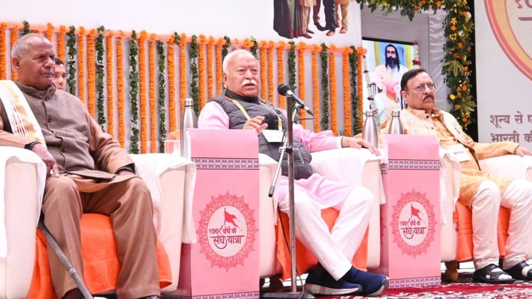 Mohan Bhagwat says Indian Muslims also Hindu, calls for their ‘ghar wapsi’
