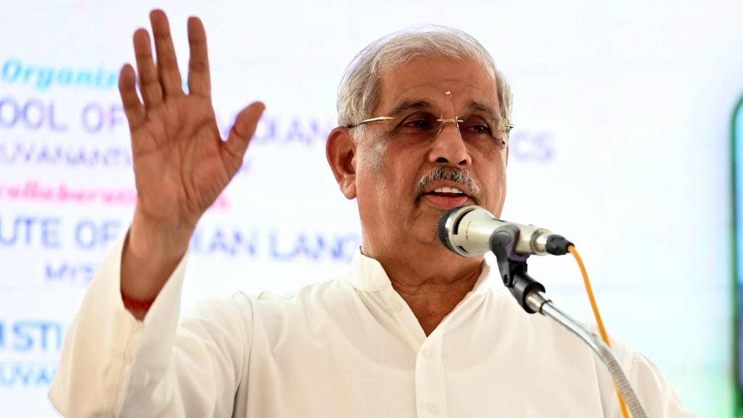 Kerala Governor Arlekar suggests wider use of Sanskrit-based Hindi in India