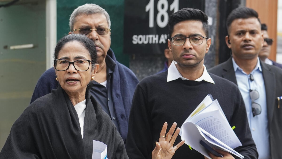 EC officials flouting Supreme Court directives, issuing instructions on WhatsApp, alleges TMC's Abhishek