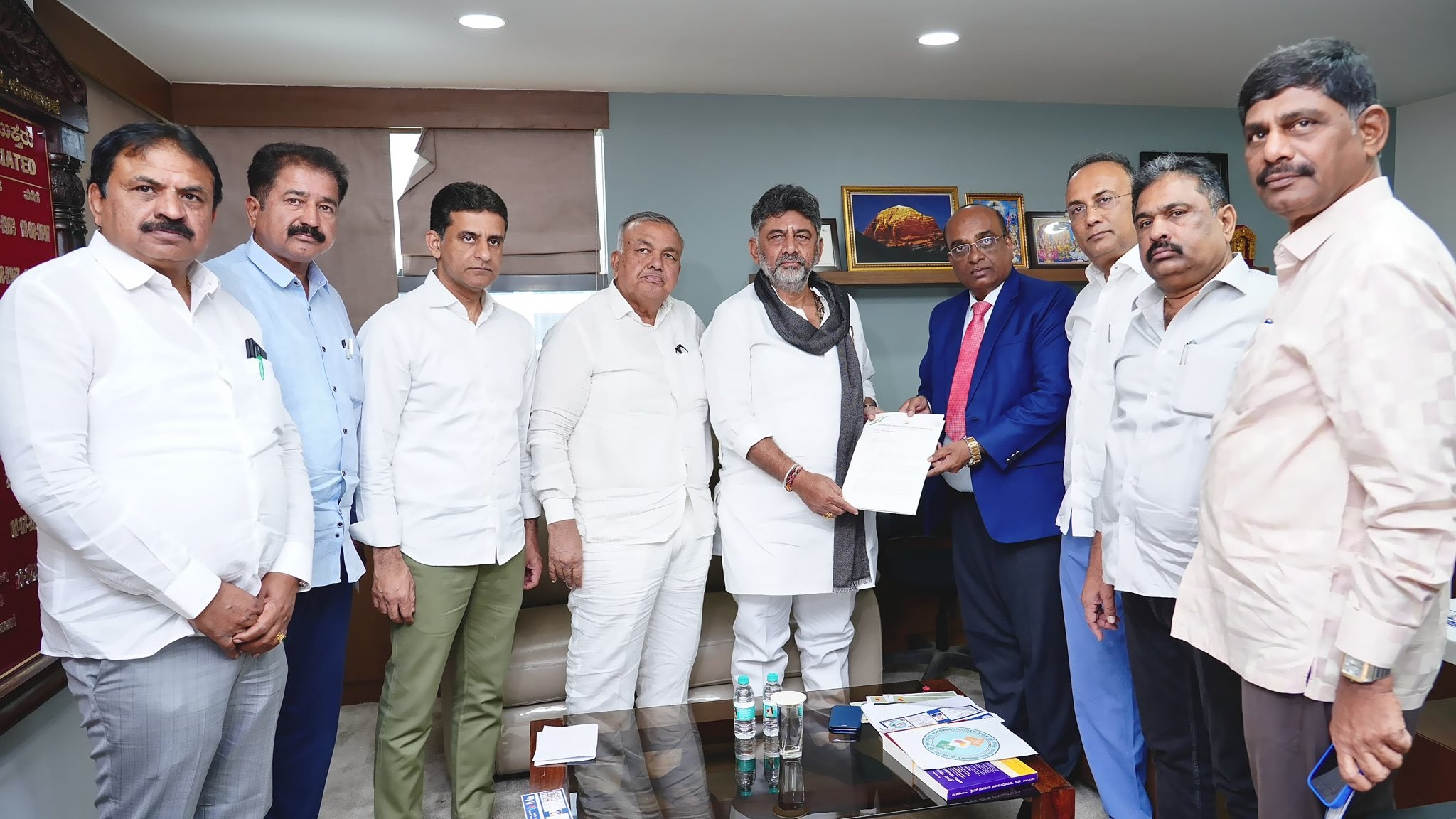 'Need street and house-wise mapping of voters to ensure accuracy': D K Shivakumar urges Karnataka poll body