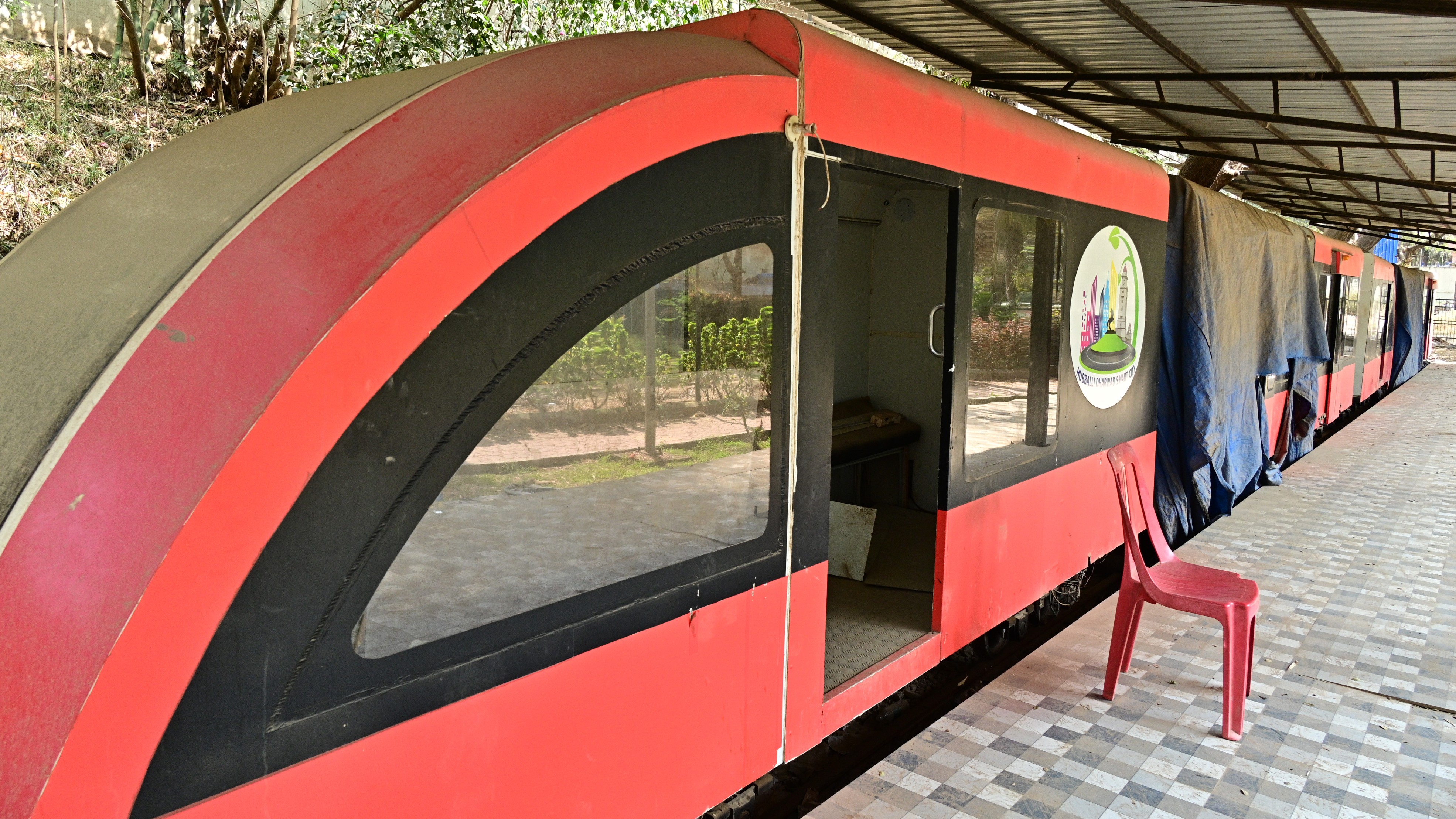 Hubballi’s Rs 4.2 crore toy train lies idle at Indira Glass House Park