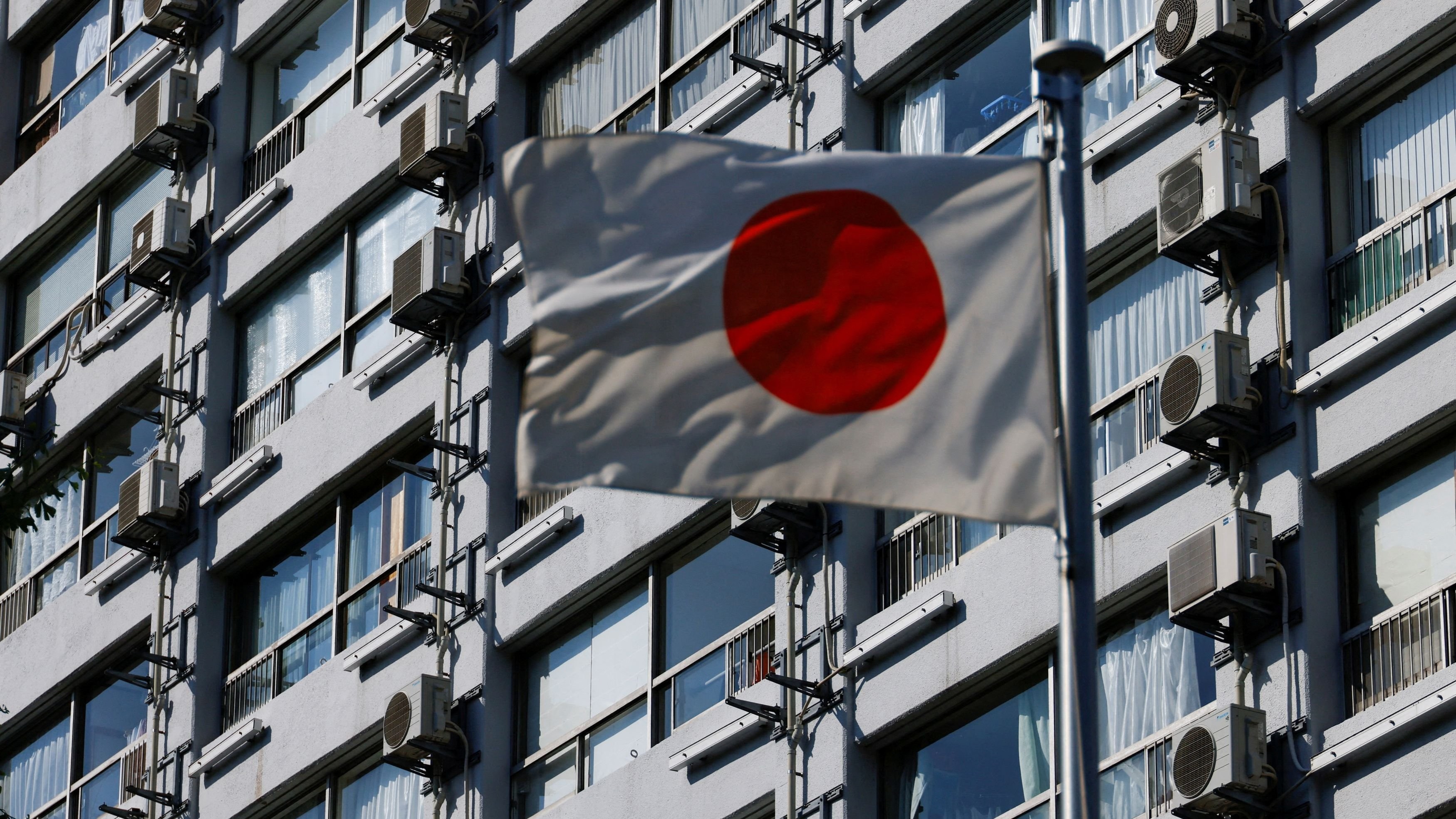 Asian economies weigh impact of fresh Trump tariff moves, confusion