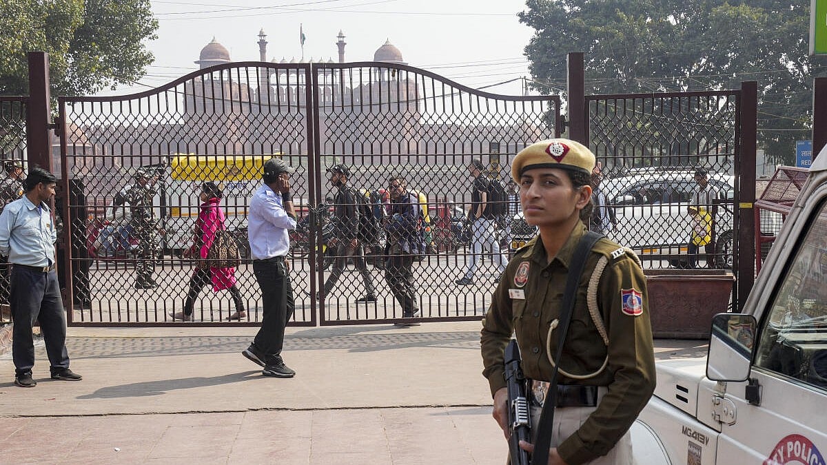 Eight Arrested in Delhi Terror Conspiracy; Bangladeshi Nationals Among ...