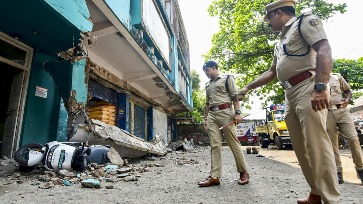 Four workers killed as portion of building collapses in Kozhikode; one injured