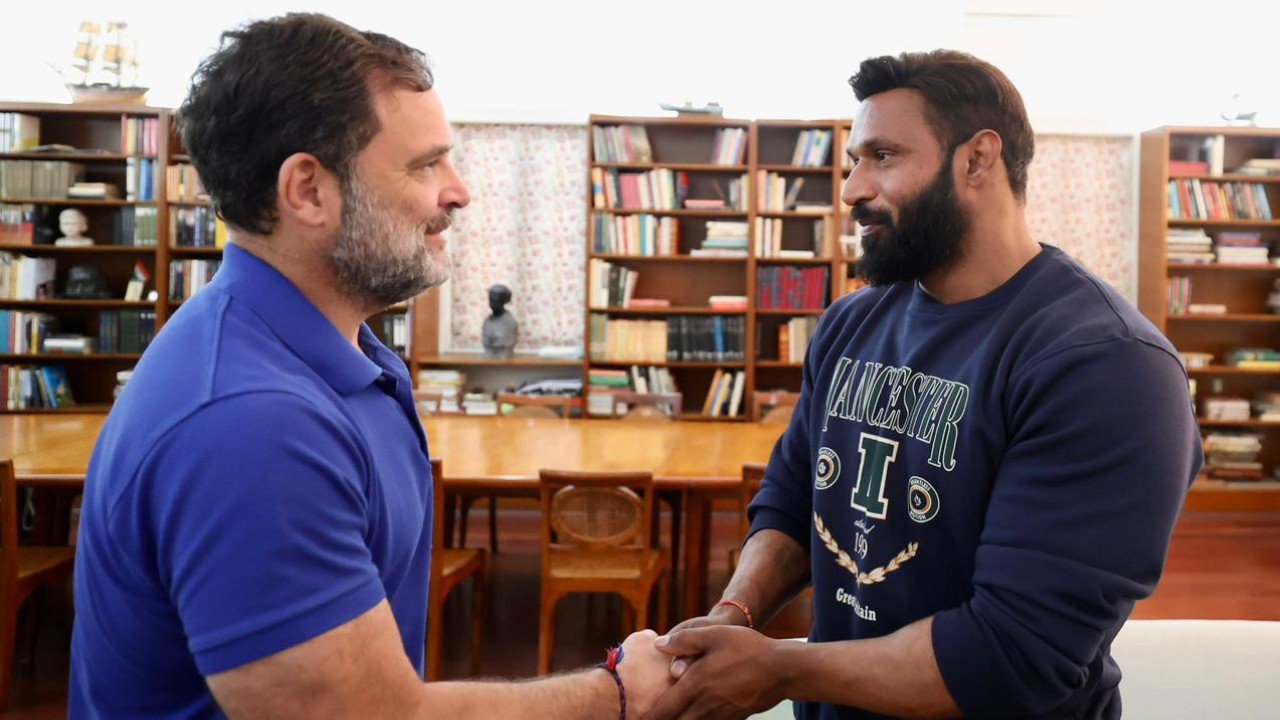 Rahul Gandhi meets Uttarakhand's 'Mohammad Deepak', tells him 'will take membership in your gym'