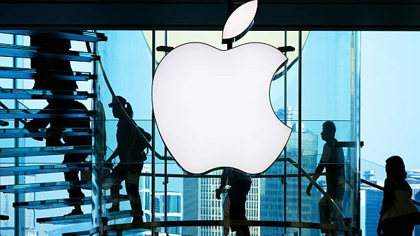 Apple shareholders reject proposal asking for report on China entanglements