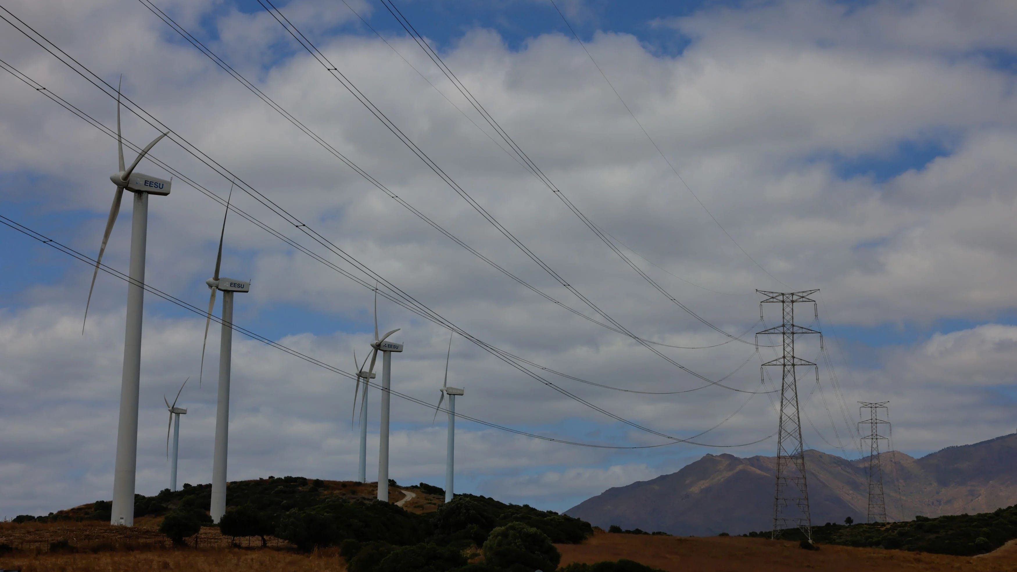 GAIL to invest Rs 1,736 cr in wind power project in Maharashtra