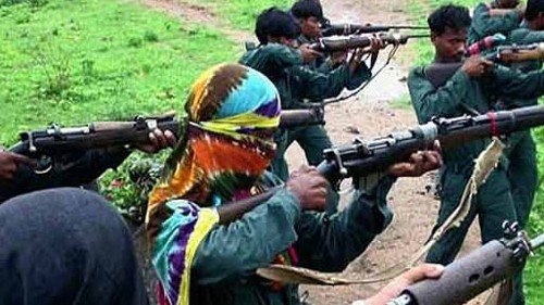 Senior leader Vikas and 14 Naxalites surrender in Chhattisgarh