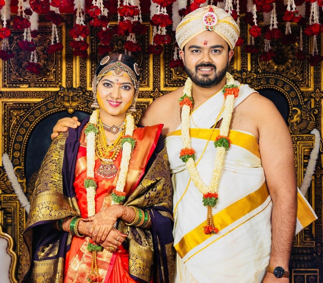 <div class="paragraphs"><p>Credit: Instagram/@theasrsings</p></div>