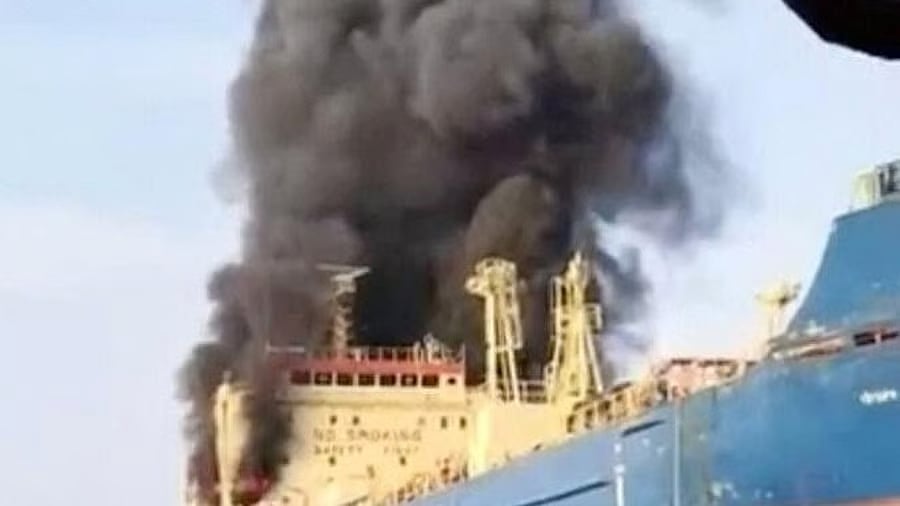 Missile Attack on Oil Tanker Near Oman Injures 4 Among 15 Indian Crew