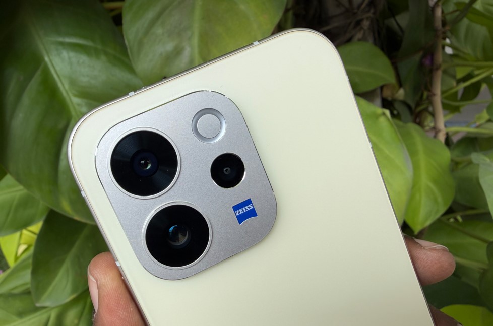 Vivo V70 5G.