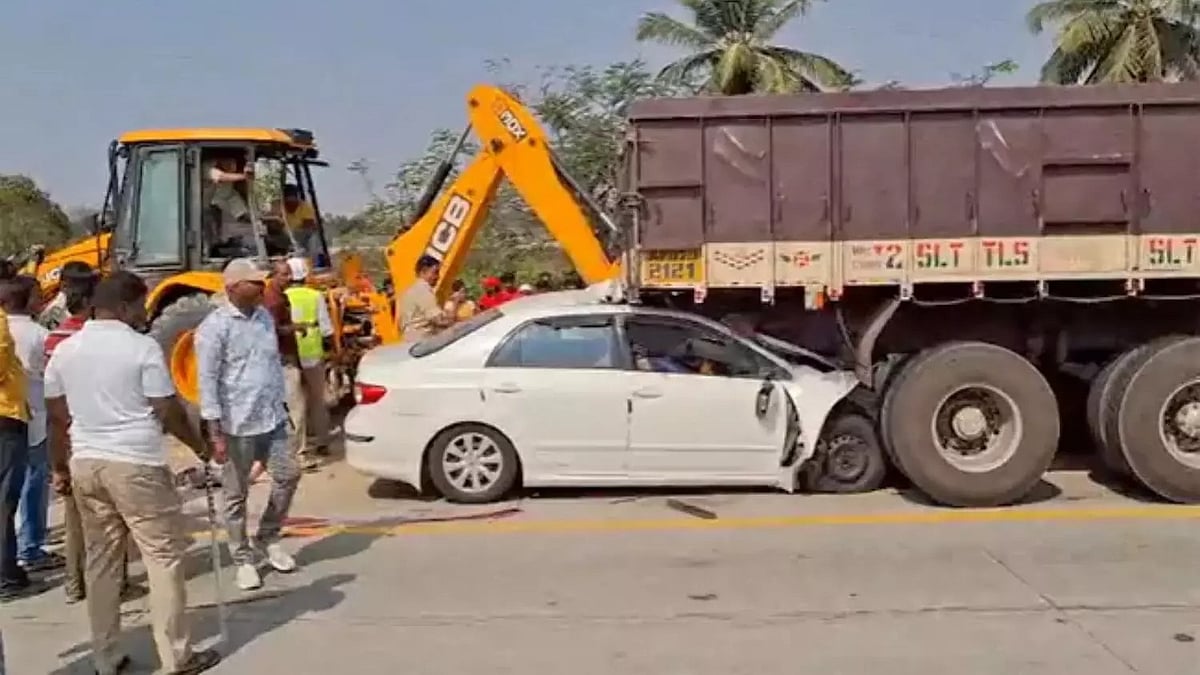 Andhra road accident: Bengaluru family of five killed