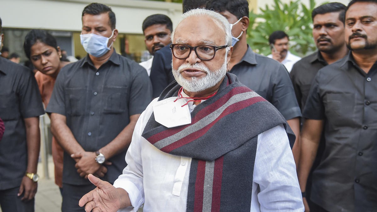 Bal Thackeray's arrest: NCP's Chhagan Bhujbal says file came from police; he wanted Shiv Sena chief to get bail