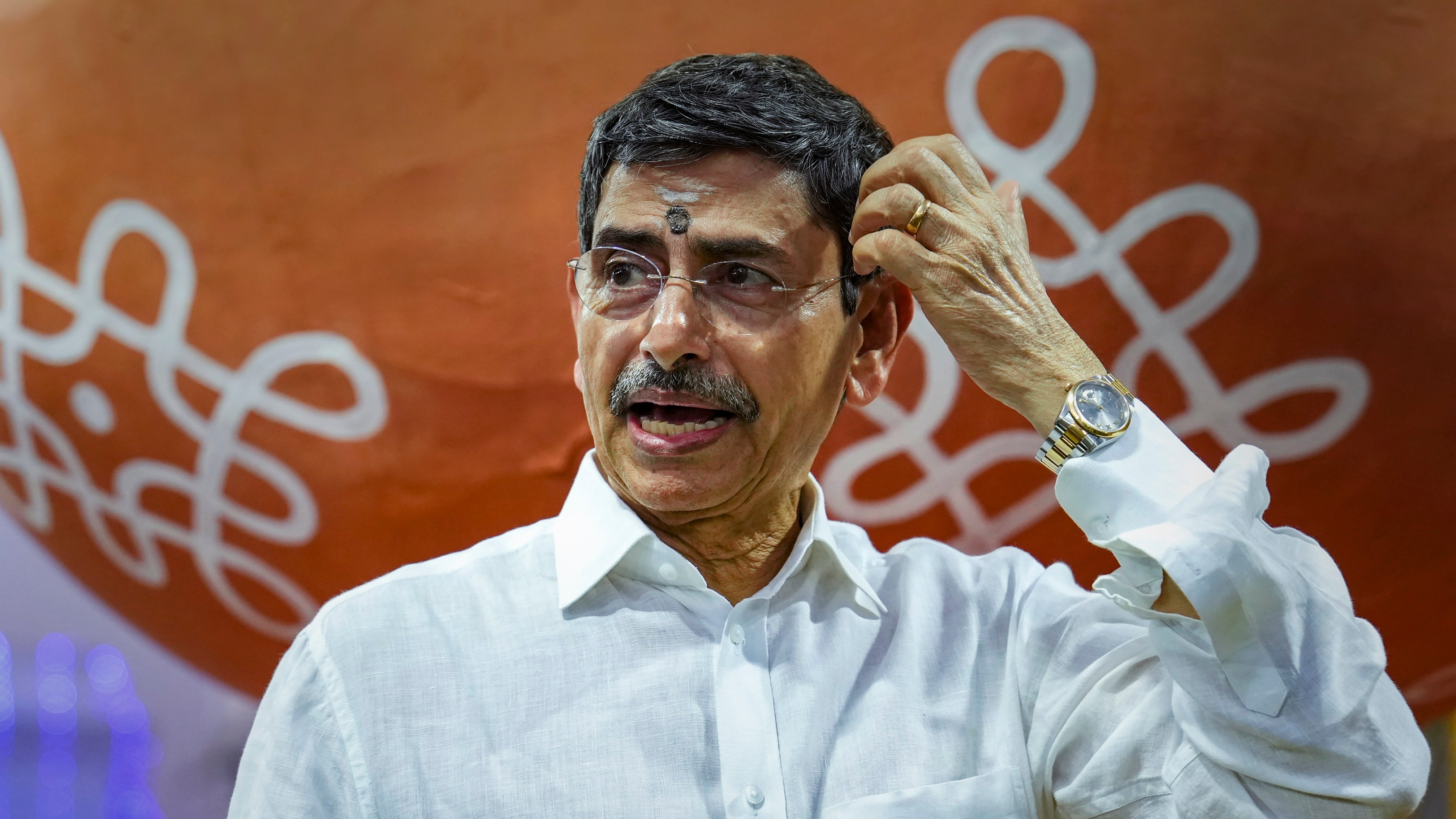 Governor reshuffle and federal tensions