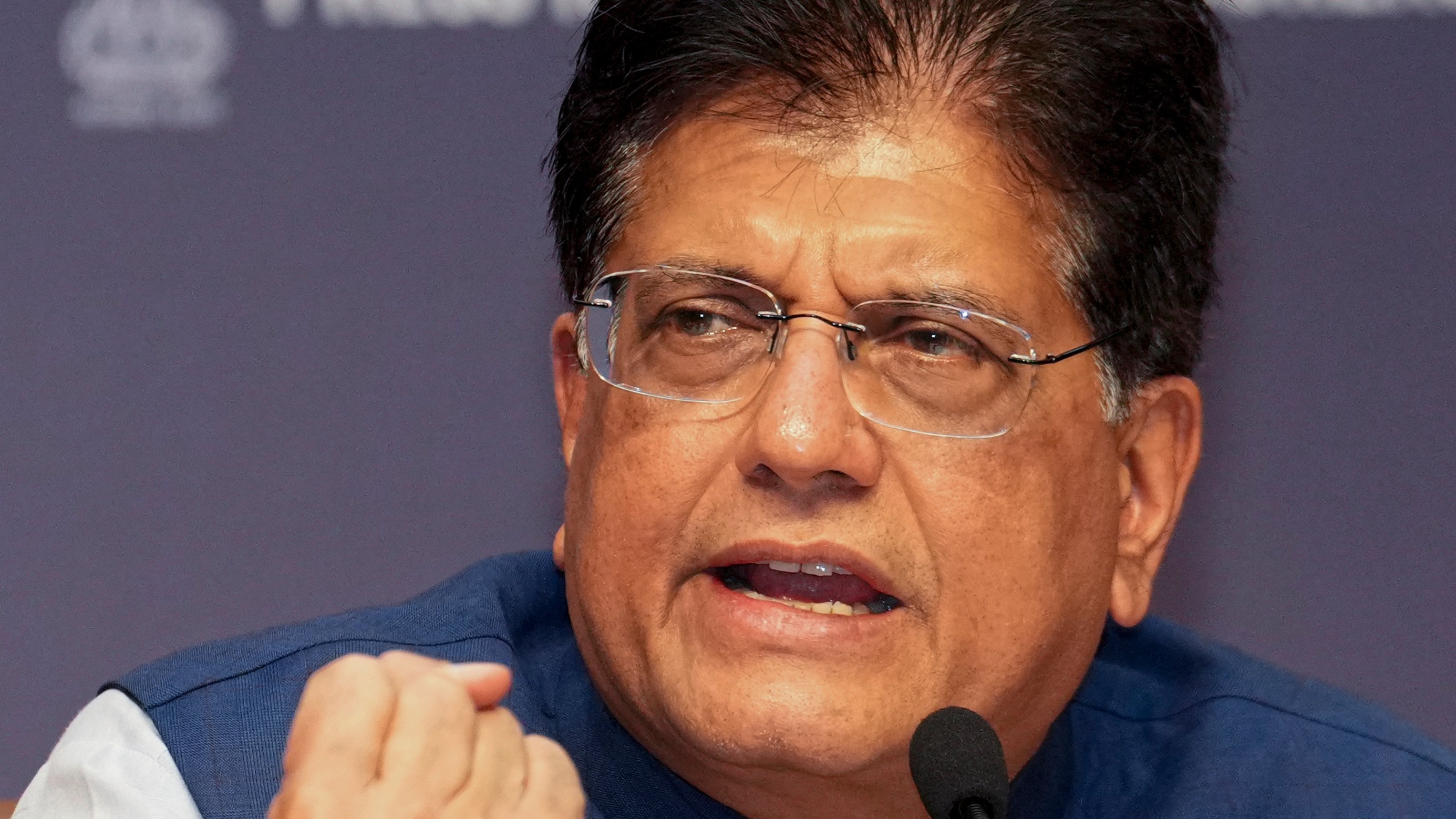 पश्चिम एशिया संघर्ष: आपूर्ति श्रृंखला व्यवधानों के बीच भारत ने निर्यातकों के लिए समर्थन बढ़ाया