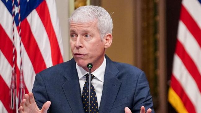 US Navy to escort ships when reasonable, US energy secretary