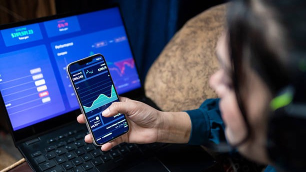 Women now account for over 15% of the total investor base: CoinDCX